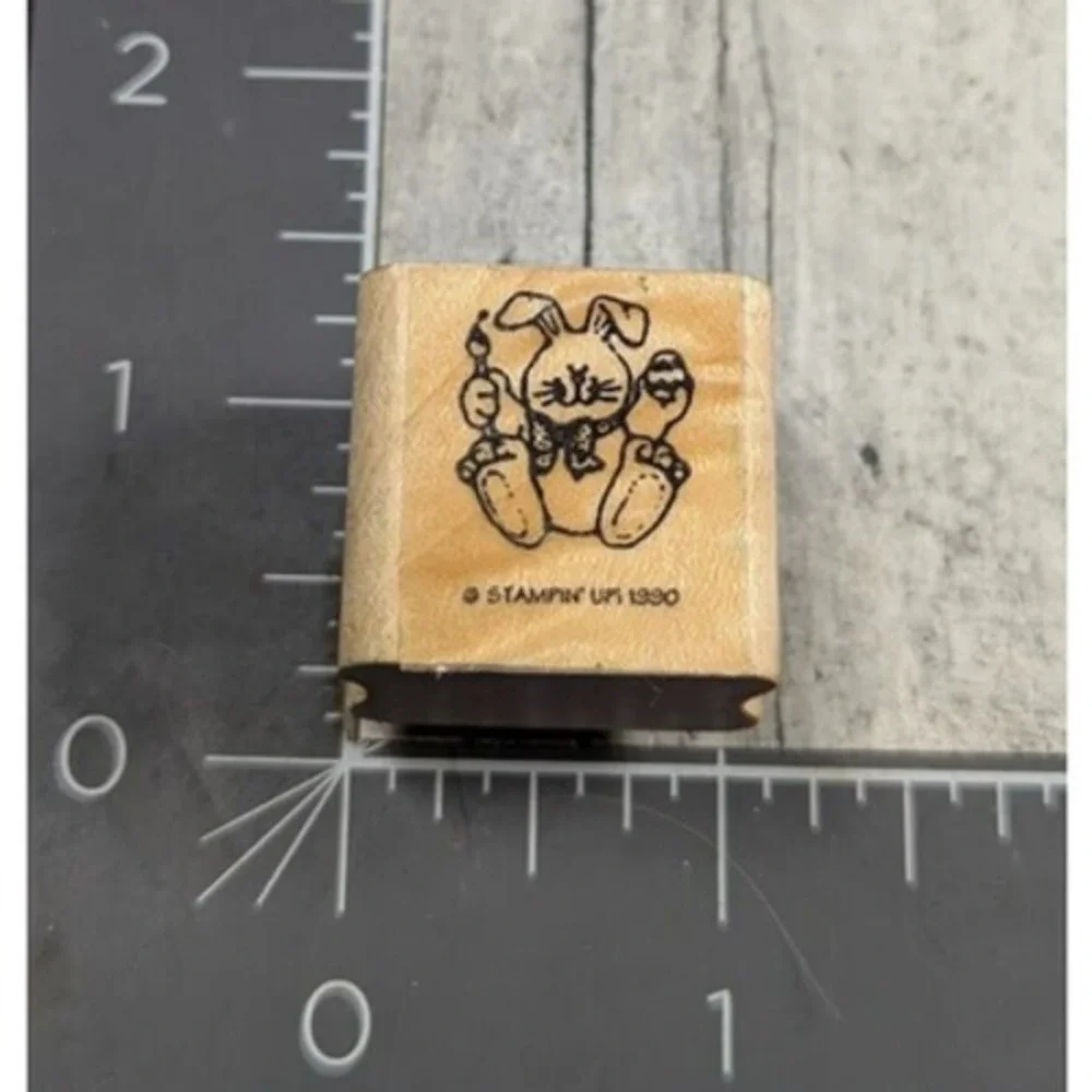 Stampin' Up! Rabbit Bunny Holding Egg Rubber Stamp Wood #i101
